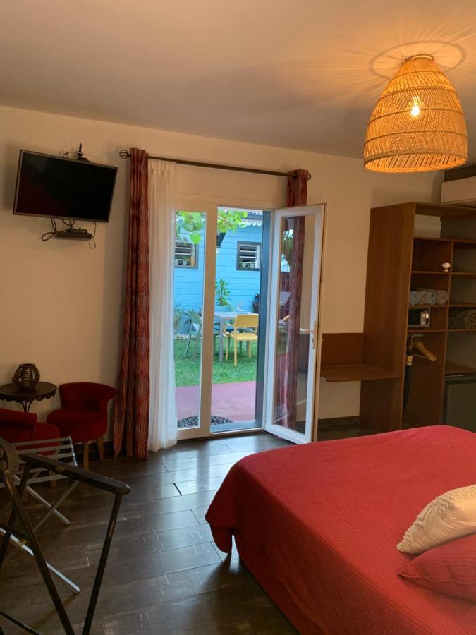 Maison D'Hotes Cote Lagon Saint Pierre Buitenkant foto