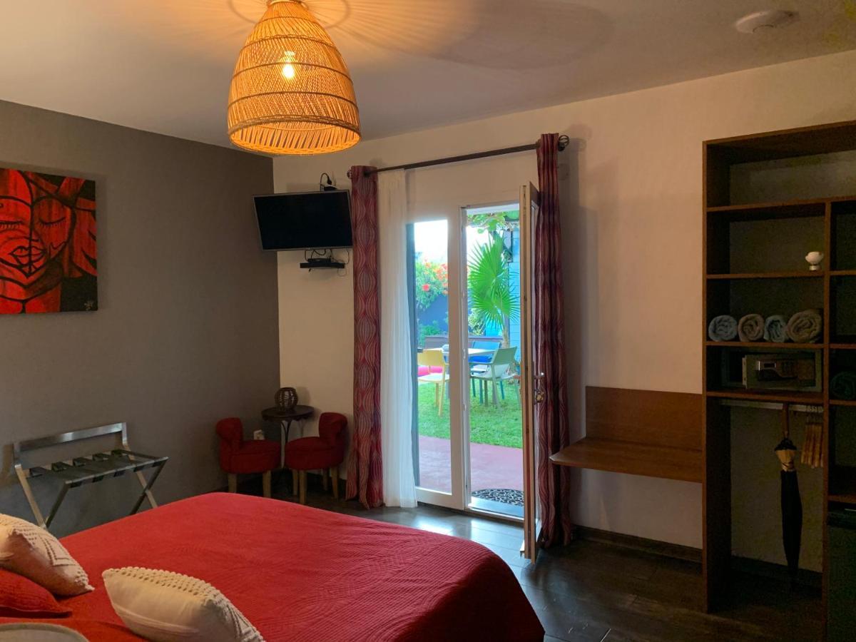 Maison D'Hotes Cote Lagon Saint Pierre Buitenkant foto