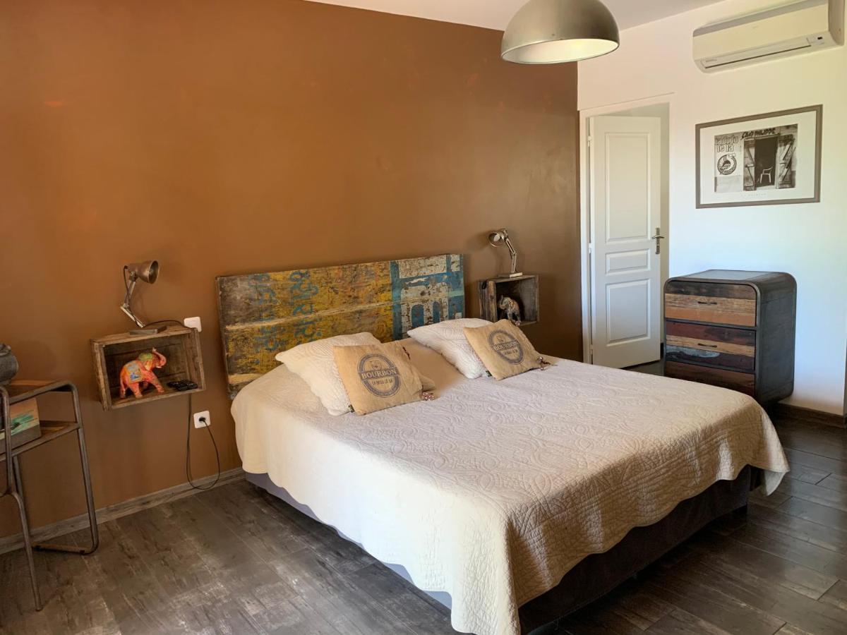 Maison D'Hotes Cote Lagon Saint Pierre Buitenkant foto